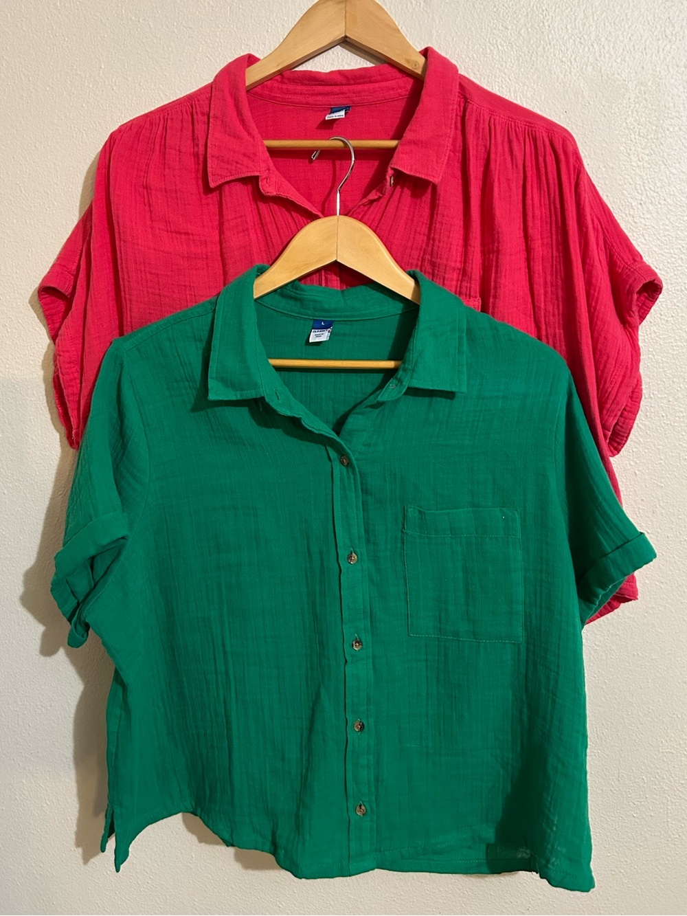 Old Navy Gauze Cotton Boxy Button-Down Shirt Lot of 2 Kelly Green Pink Size L